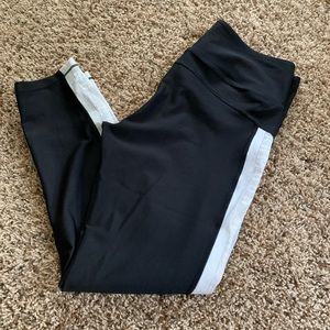 Under Armour capris